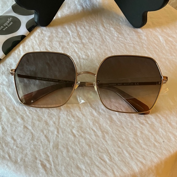 Kate Spade: Brown Wired Sunglasses- Green Case with cleaning cloth - Picture 15 of 16